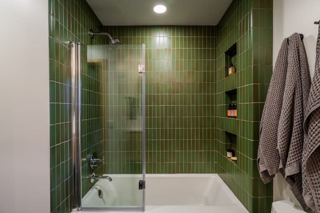 Bathroom Contractors Sauk City WI